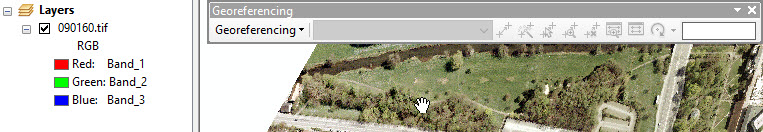 An image of an inactive Georeferencing toolbar, despite the raster added to the map.
