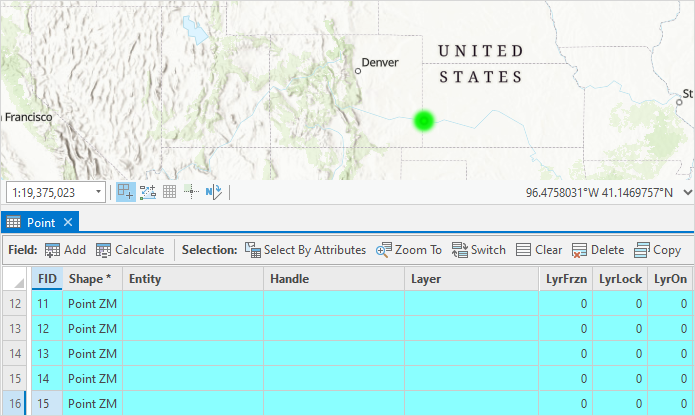 The map in ArcGIS Pro with the selected features  not displayed when zoomed in.